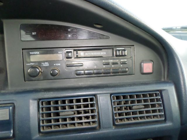 1989 Toyota Corolla - photo 12