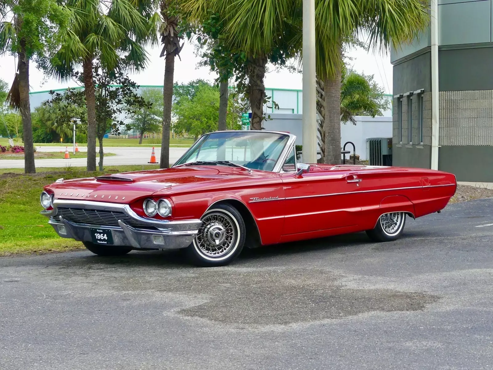1964 Ford Thunderbird Convertible - photo 7