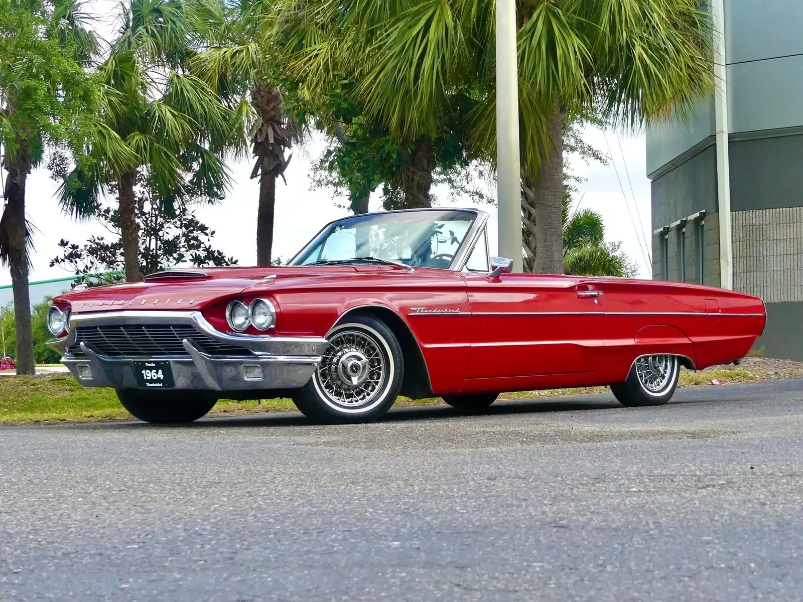 1964 Ford Thunderbird Convertible - photo 9