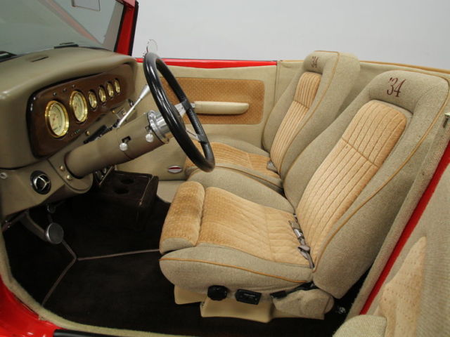 1934 Ford Model A Roadster - photo 3