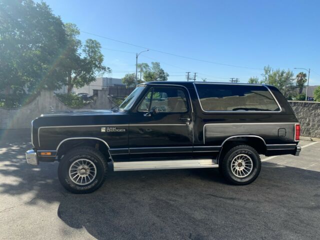 1986 Dodge Ramcharger - photo 4
