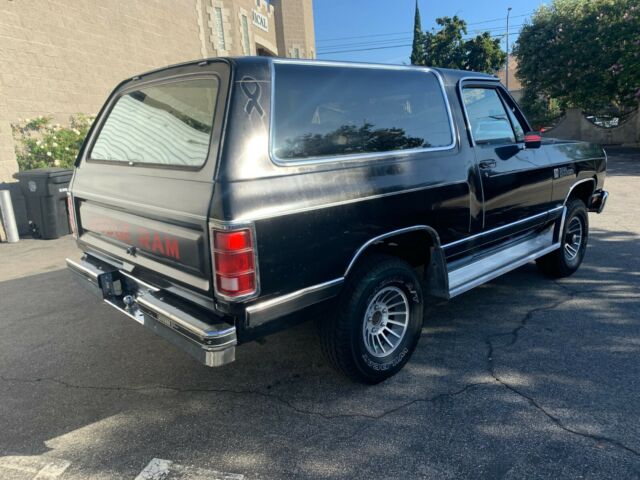 1986 Dodge Ramcharger - photo 7