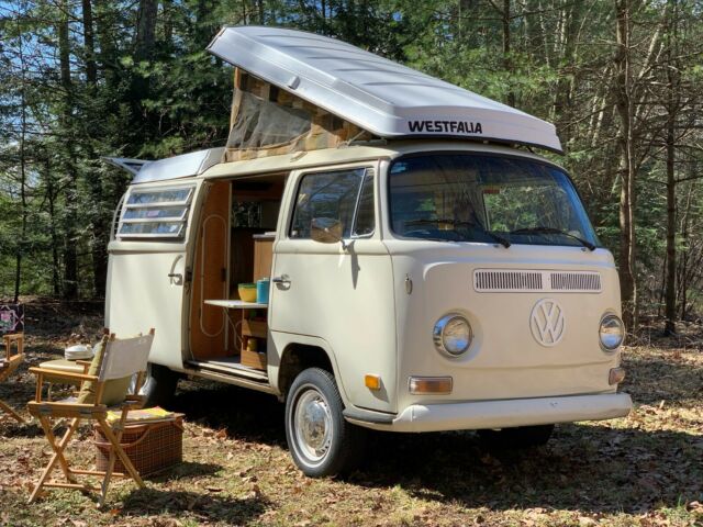 Very Original 1971 VW Campmobile 1971 Volkswagen Bus/Vanagon Westfalia