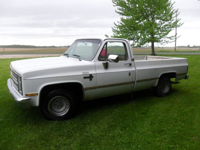 1985 Chevrolet Silverado 1500 - photo 9