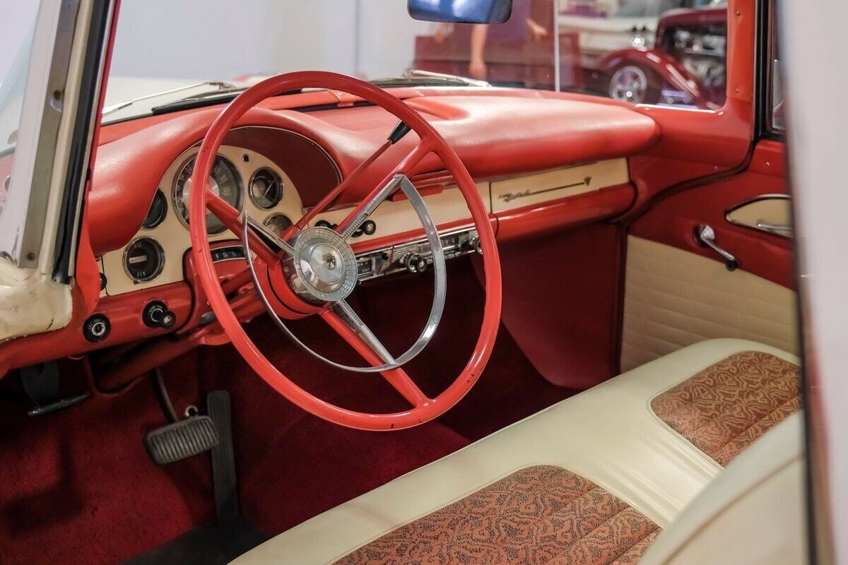 1956 Ford Fairlane Crown Victoria - photo 5