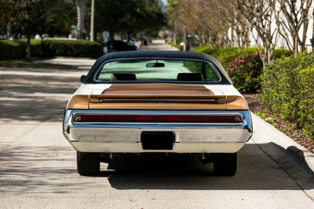 1970 Chrysler 300-H Hurst Edition -- - photo 11