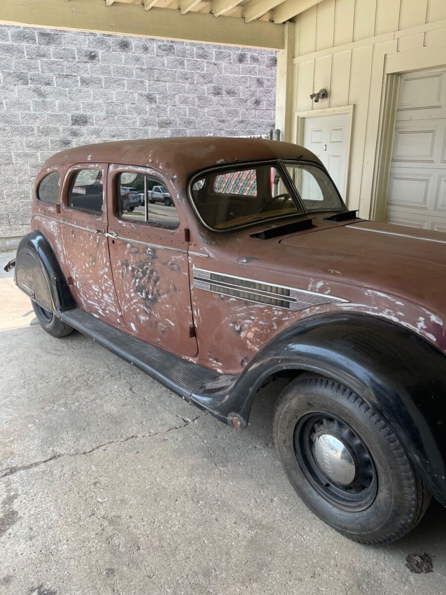 1936 Chrysler Airflow - photo 3