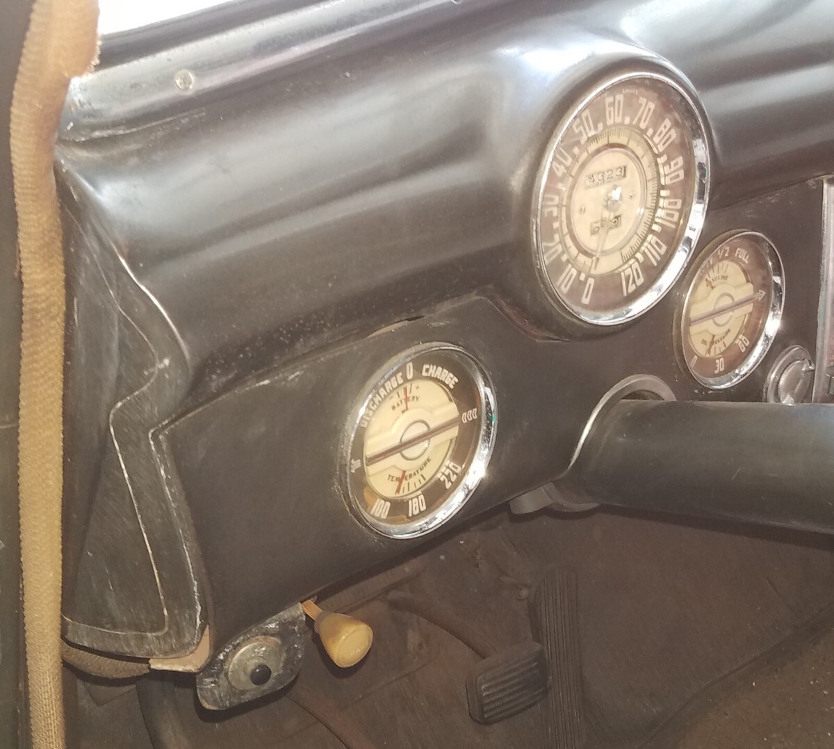 1947 Buick Roadmaster Sedanette - photo 11