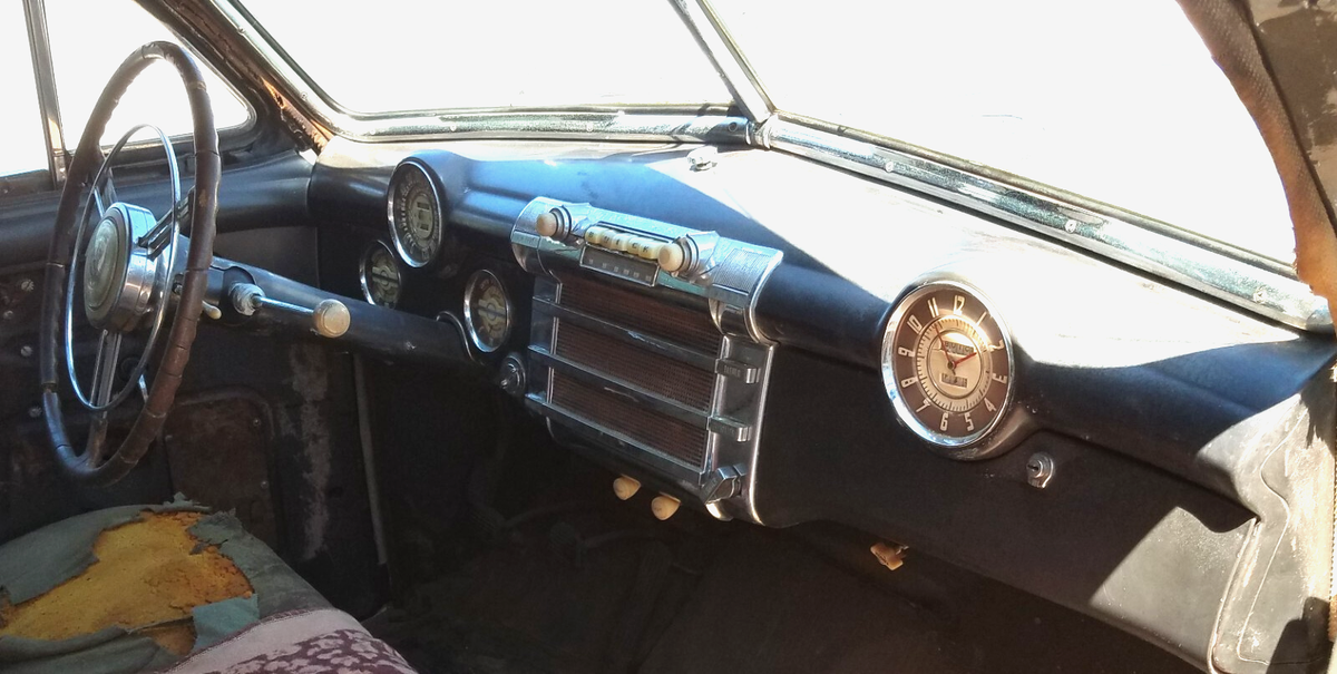 1947 Buick Roadmaster Sedanette - photo 12