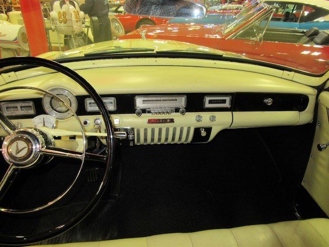 1954 Dodge Royal 500 Pace Car Convertible - photo 12