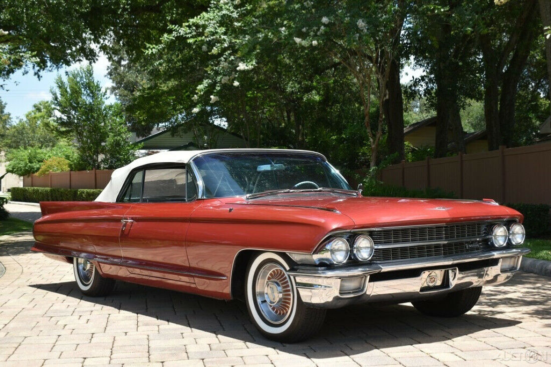 1962 Cadillac Fleetwood Series 62 Convertible - photo 11