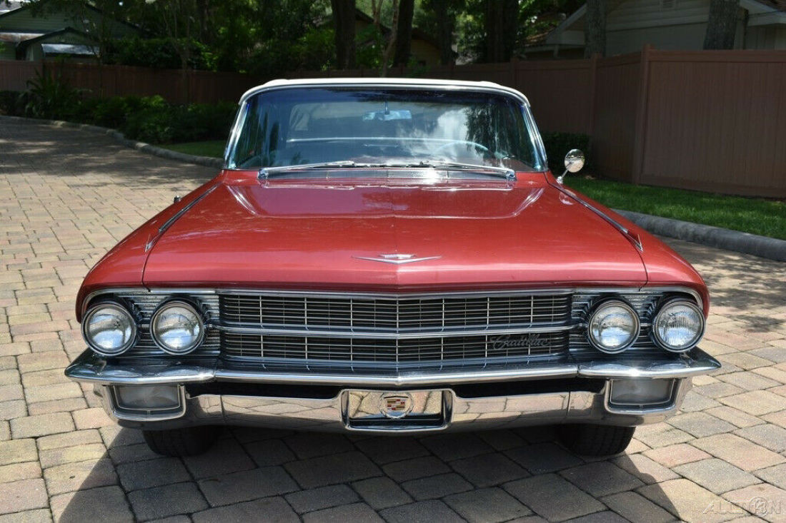 1962 Cadillac Fleetwood Series 62 Convertible - photo 5