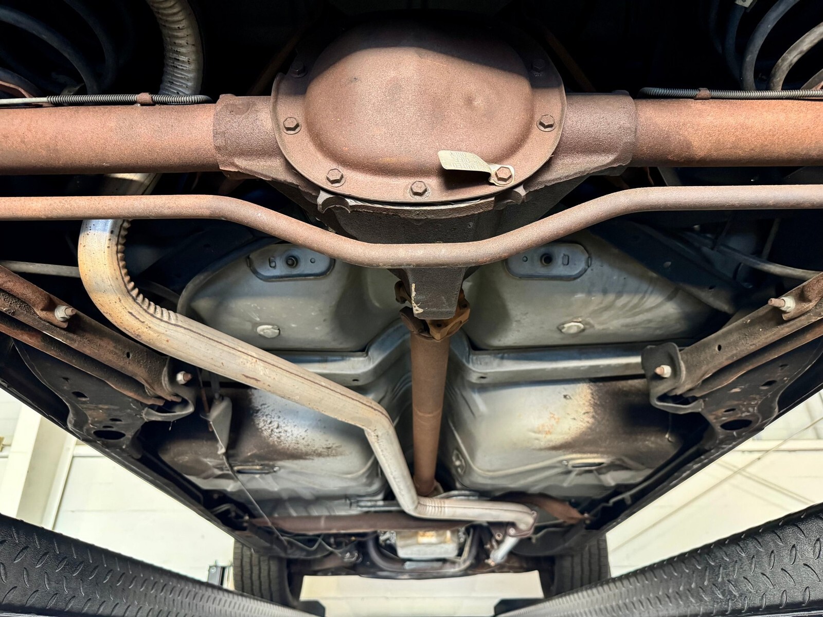 1986 Pontiac Grand Prix 2+2 Aerocoupe - photo 7