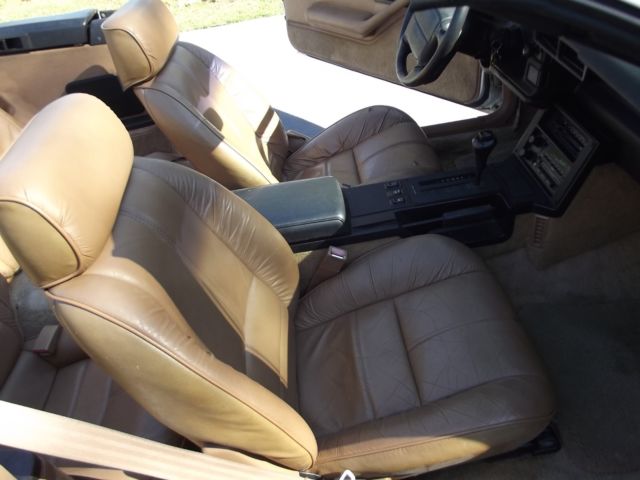 1990 Chevrolet Camaro IROC - photo 12