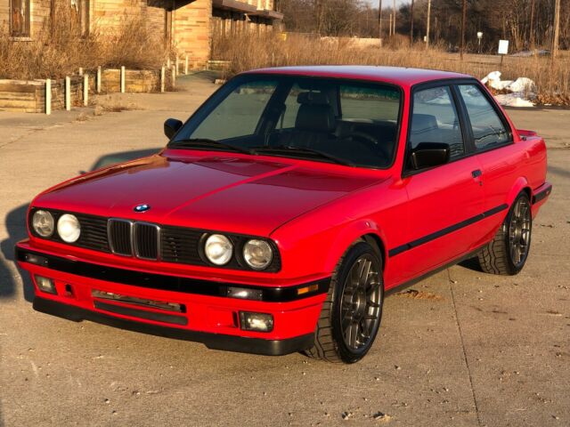 1991 BMW 3-Series 318is - photo 4
