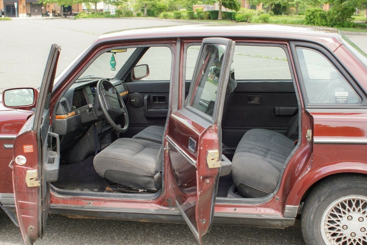 1993 Volvo 240 - photo 12