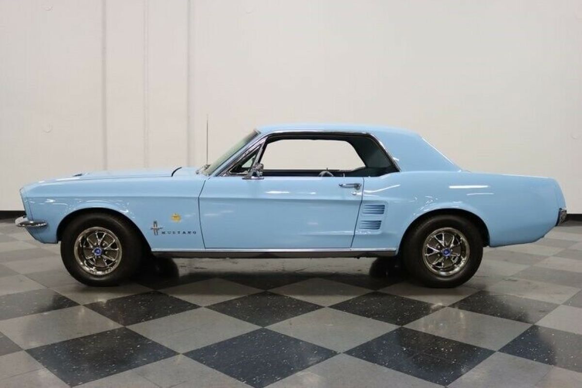 1967 Ford Mustang Lone Star Limited Bluebonnet - photo 3