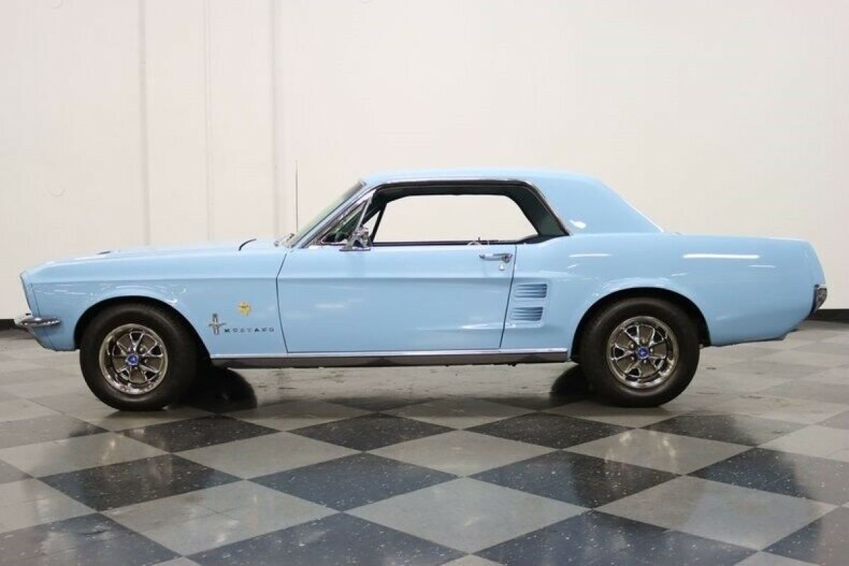 1967 Ford Mustang Lone Star Limited Bluebonnet - photo 8
