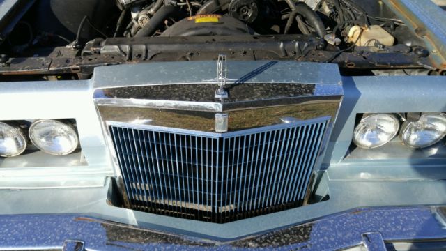 1978 Lincoln Mark Series 2 door coupe, moonroof, AM/FM/8 track, CB radio - photo 11