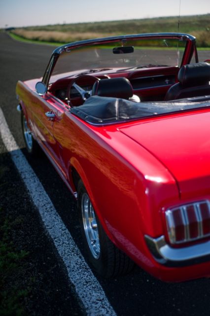 1965 Ford Mustang - photo 3
