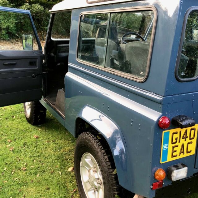 1990 Land Rover Defender 3.5L V8 County SW - photo 6