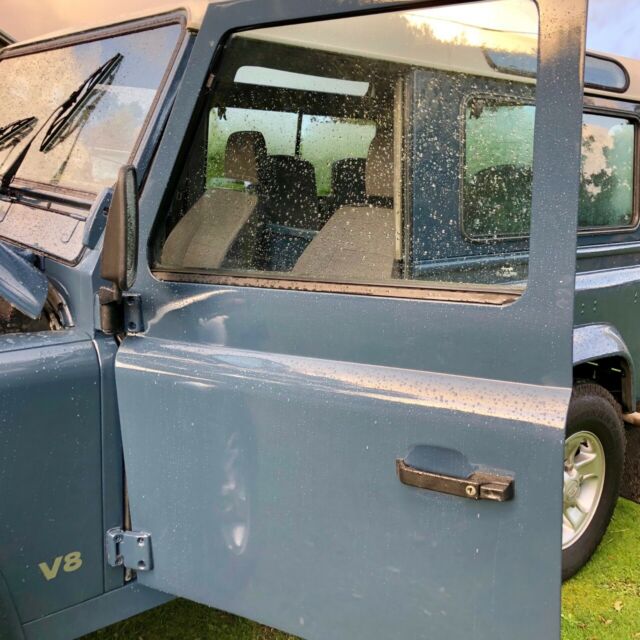 1990 Land Rover Defender 3.5L V8 County SW - photo 8