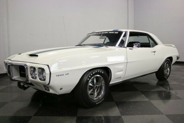 1969 Pontiac Firebird Trans Am - photo 6