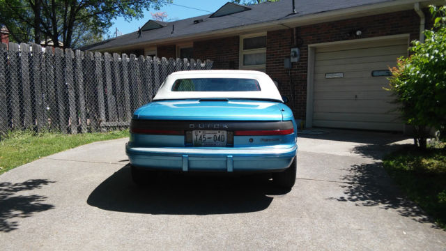 1990 Buick Reatta - photo 9