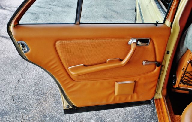 1978 Mercedes-Benz 200-Series 240D Great Driver A/C Diesel 4-Speed - photo 12