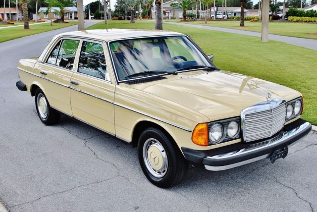 1978 Mercedes-Benz 200-Series 240D Great Driver A/C Diesel 4-Speed - photo 2