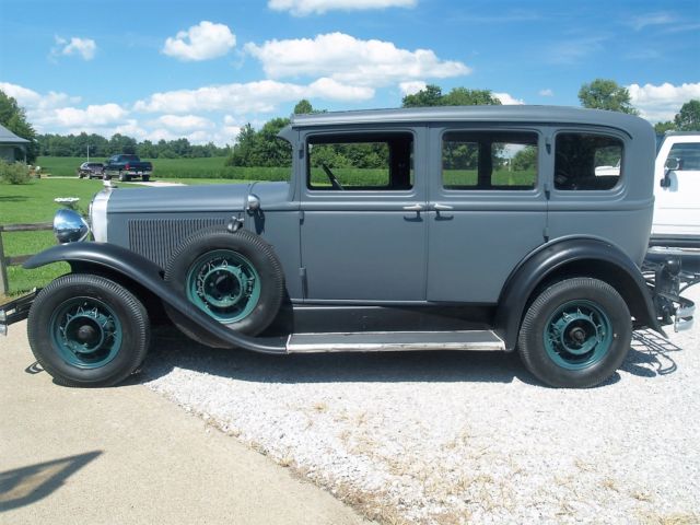1931 Buick Model 62 Sedan - photo 2