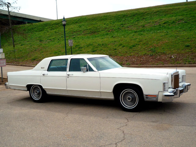 1979 Lincoln Continental - photo 3