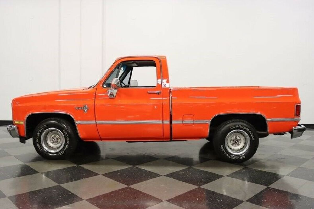 1987 Chevrolet C-10 Silverado - photo 3