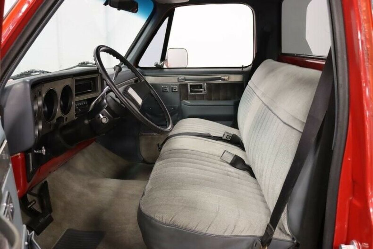 1987 Chevrolet C-10 Silverado - photo 5