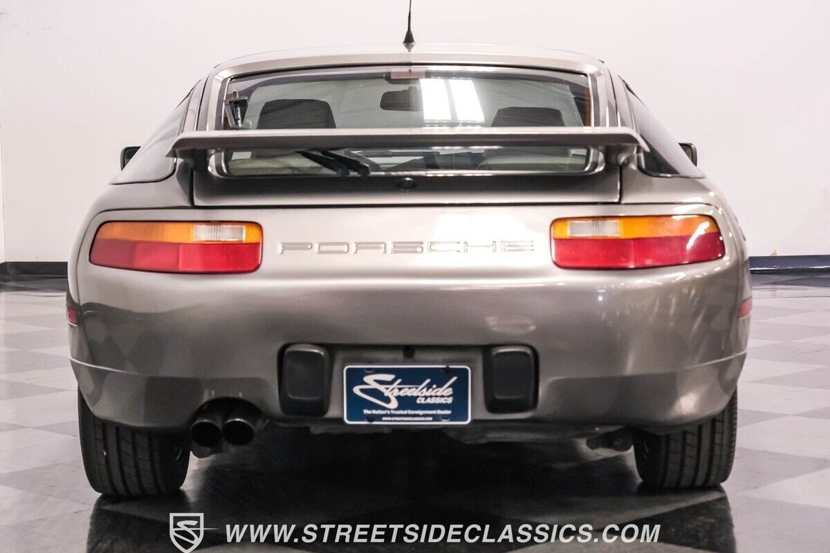 1989 Porsche 928 S4 - photo 11