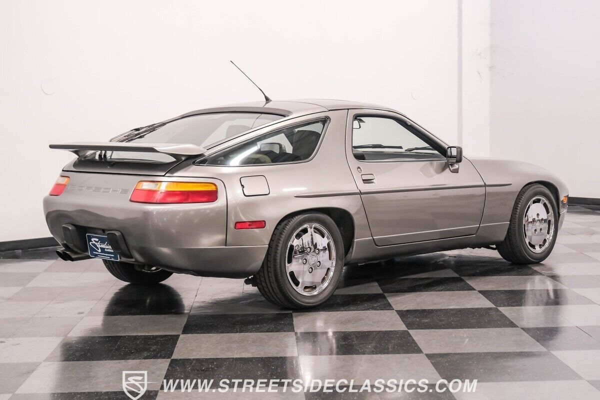 1989 Porsche 928 S4 - photo 13
