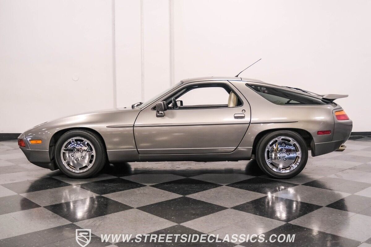1989 Porsche 928 S4 - photo 3