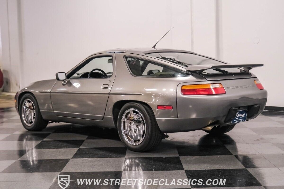 1989 Porsche 928 S4 - photo 8
