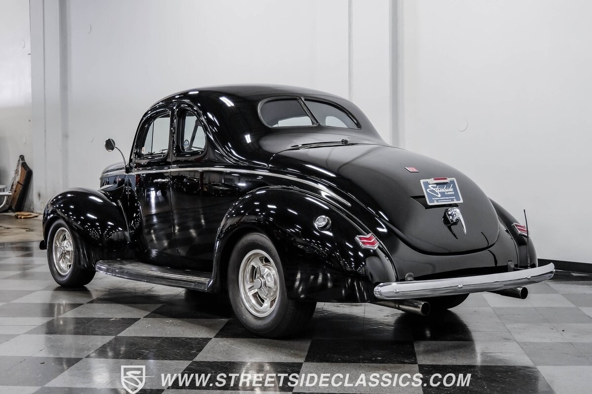1940 Ford 5-Window Coupe Streetrod - photo 10
