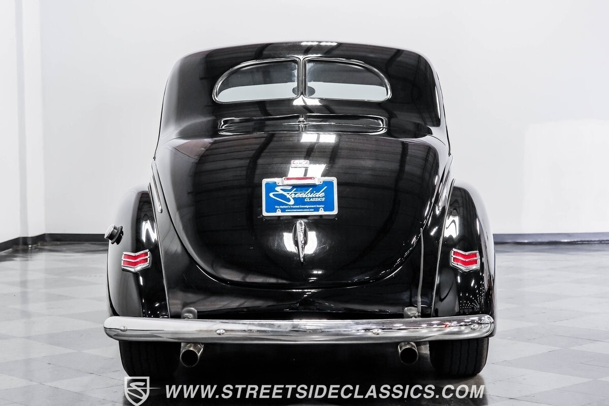 1940 Ford 5-Window Coupe Streetrod - photo 11