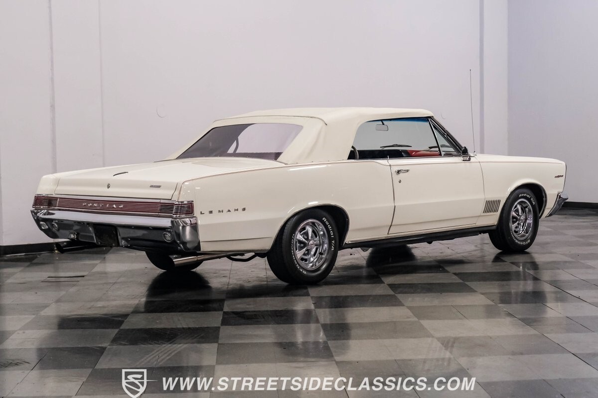 1965 Pontiac Le Mans Convertible - photo 12