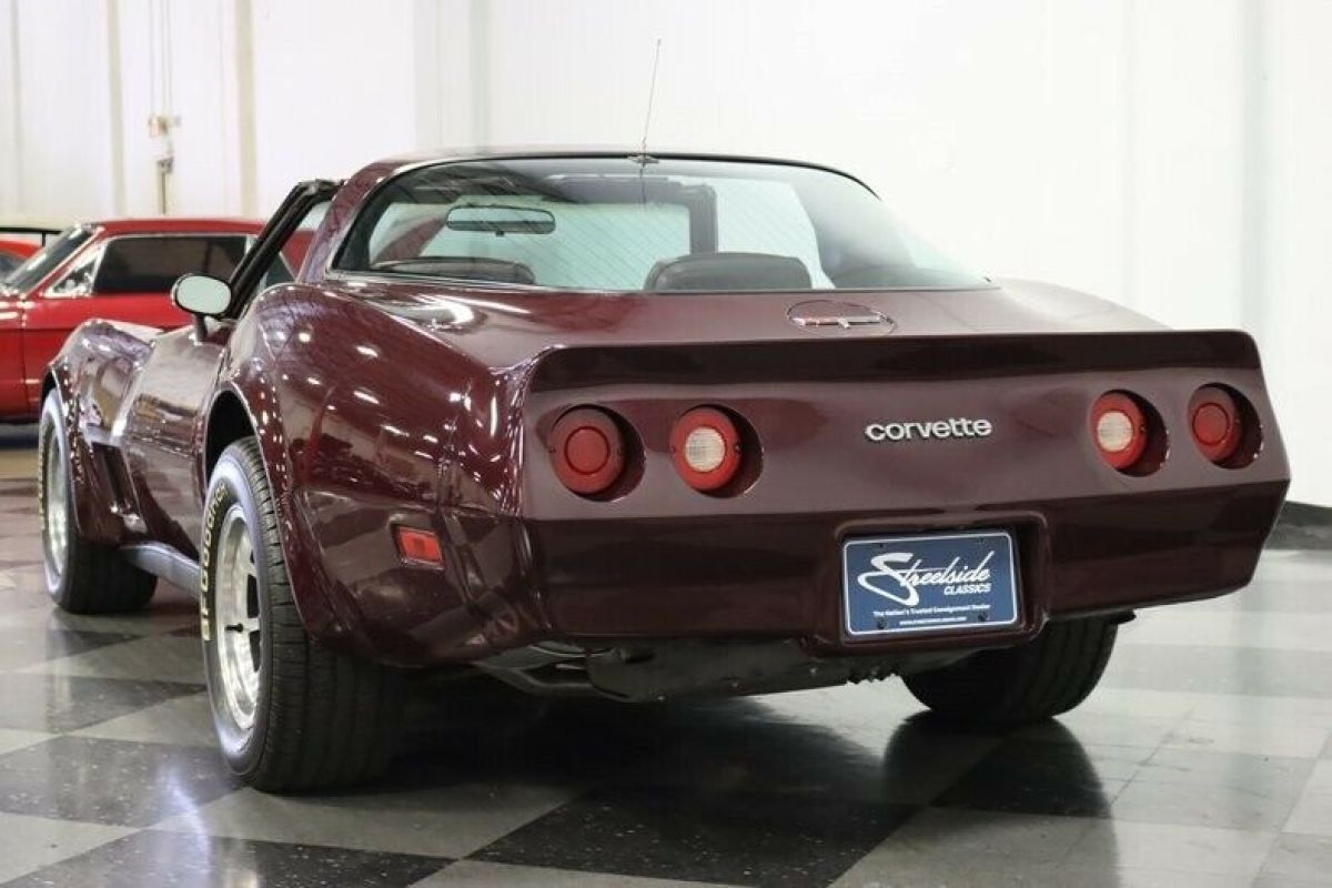 1980 Chevrolet Corvette - photo 11