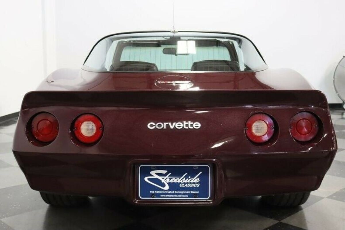 1980 Chevrolet Corvette - photo 12