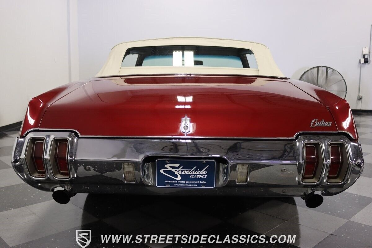 1970 Oldsmobile Cutlass Supreme Convertible - photo 9