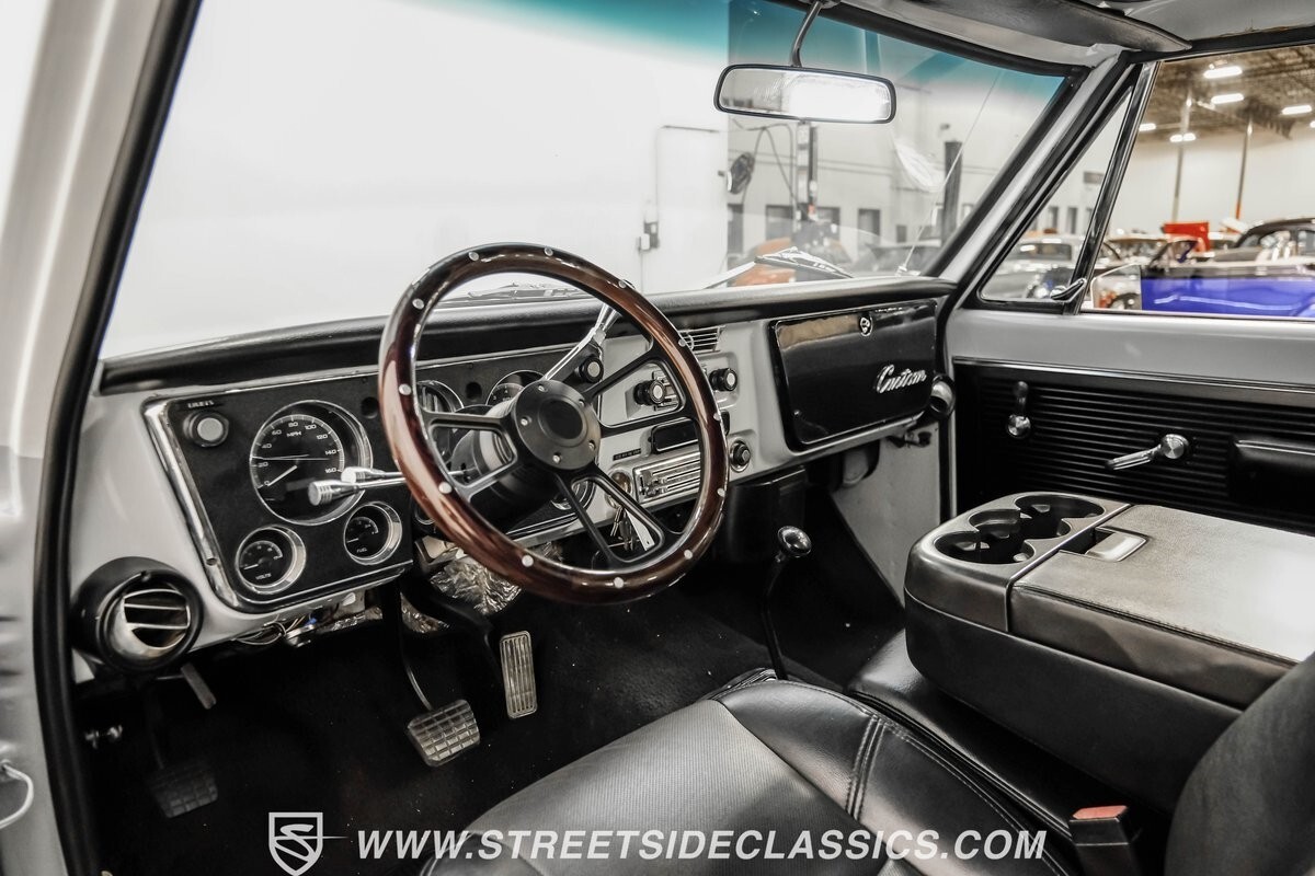 1970 GMC K1500 4X4 Restomod - photo 5
