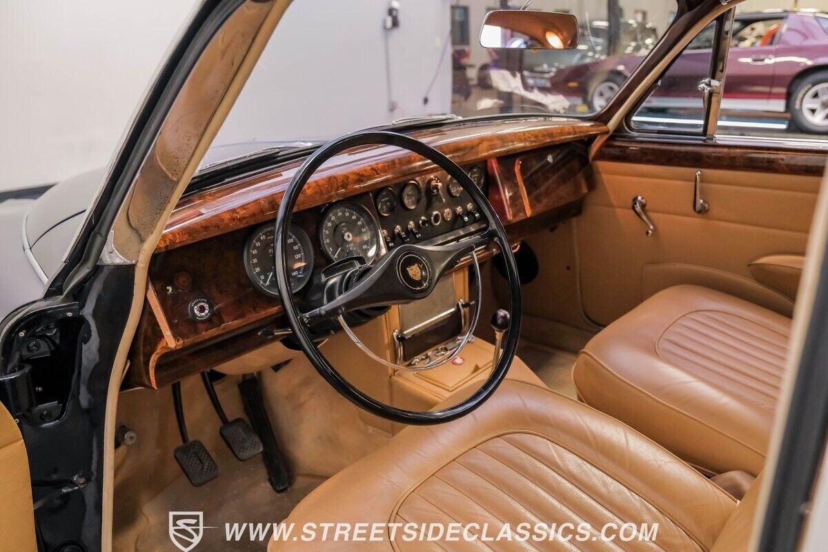 1962 Jaguar Mark II 3.8 Saloon - photo 5
