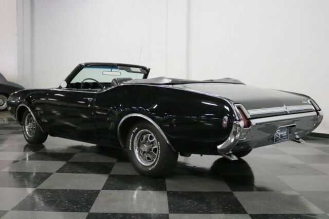 1969 Oldsmobile Cutlass S Convertible - photo 10