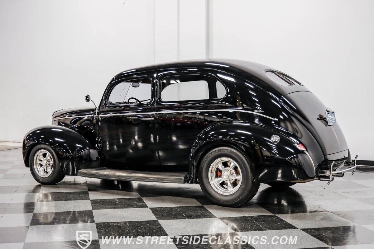 1940 Ford Tudor Sedan Streetrod - photo 8