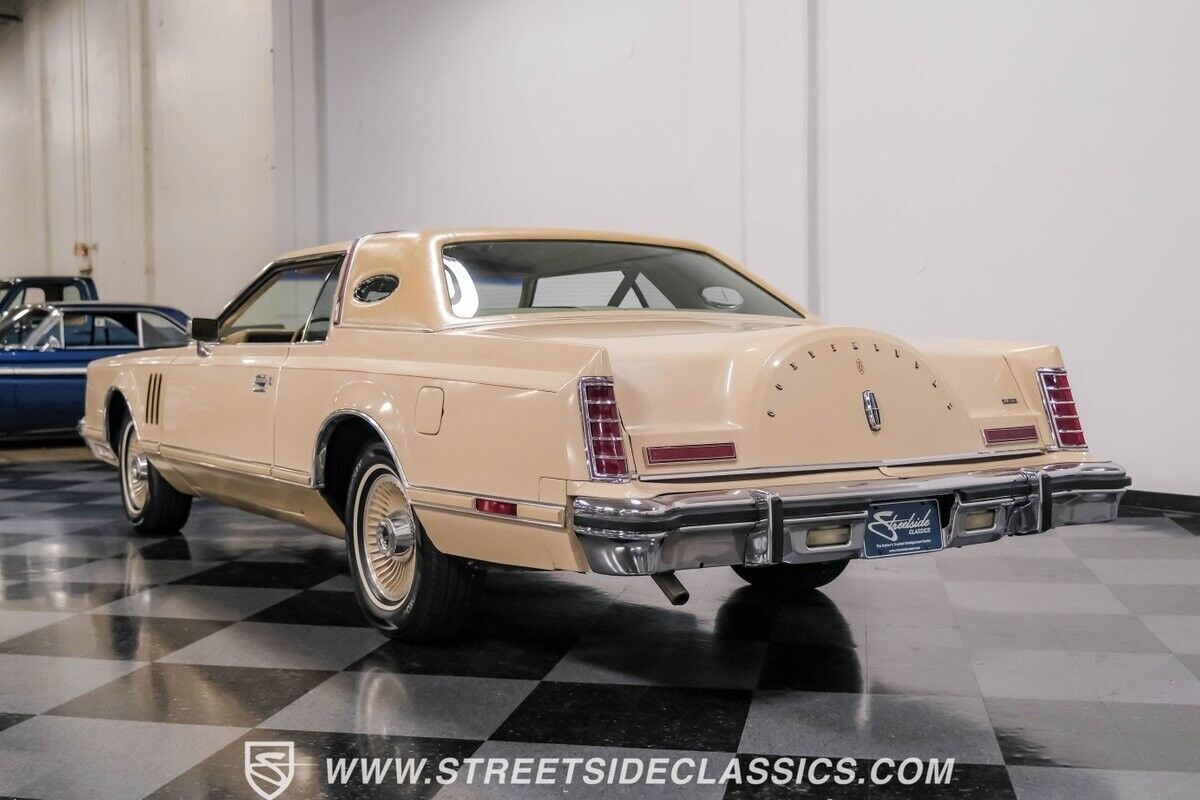 1979 Lincoln Continental Mark V Cartier Edition - photo 10