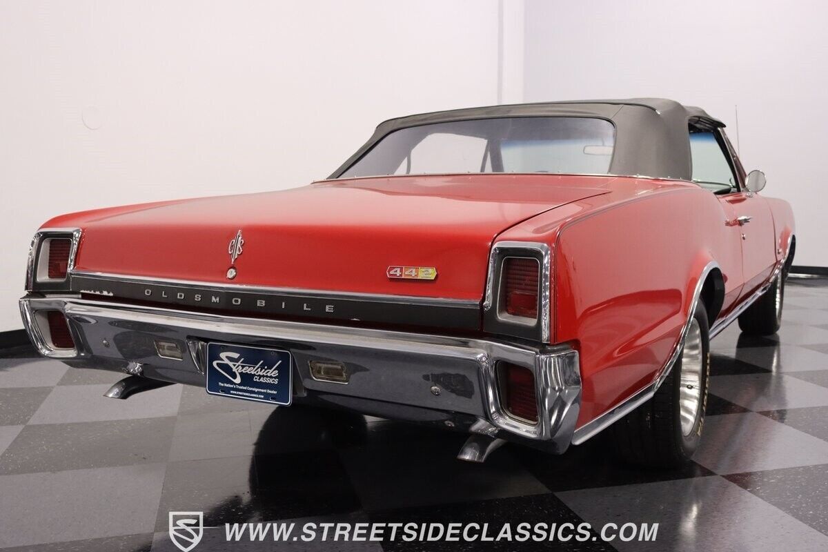 1967 Oldsmobile 442 Convertible - photo 10